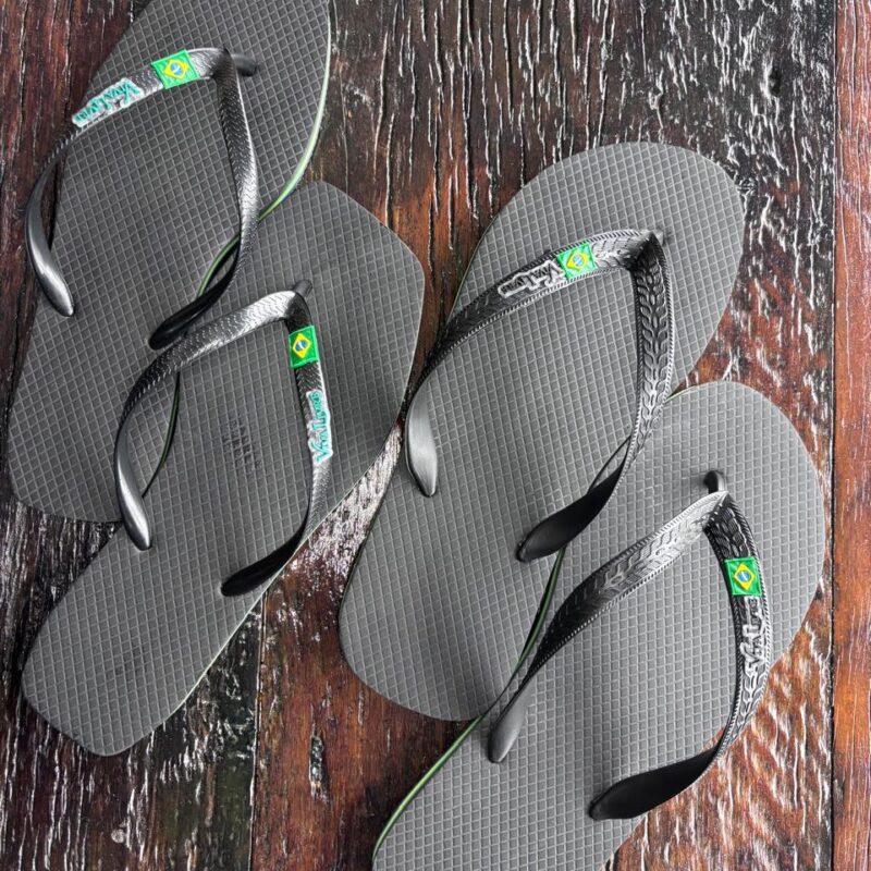 Conjunto Chinelo Par Perfeito Brasil